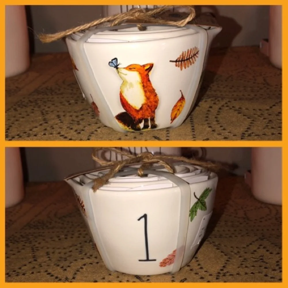 Rae Dunn Fall Measuring Cups Set of 4 (Raised Fox and Leaves)